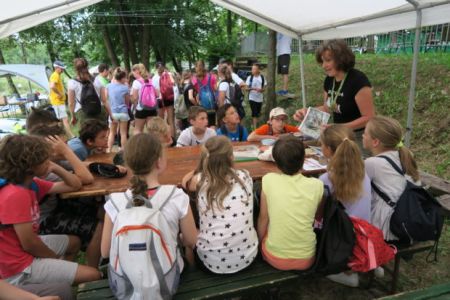 V začetku junija smo sodelovali na Kajakaškem prvenstvu v Tacnu, kjer smo dva dni izvajali delavnice za osnovnošolce.